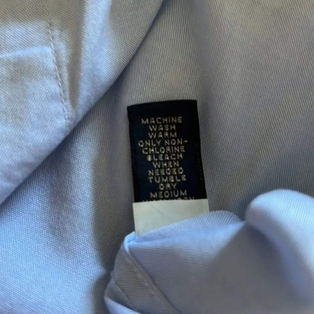 Banana Republic Mens M Light Blue Button Front Shirt Casual Embroidered